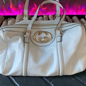 ✨ Gucci Sukey Boston Bag – White Leather – GG Logo ✨